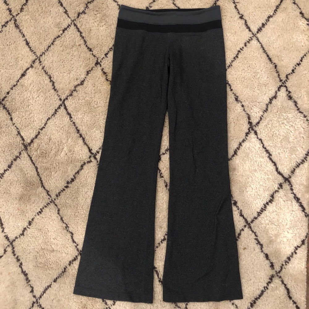 Lululemon Flare Yoga Pant - Picture 2 of 4